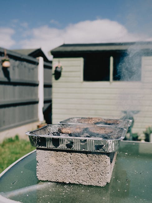 Shared food with an outdoor setting